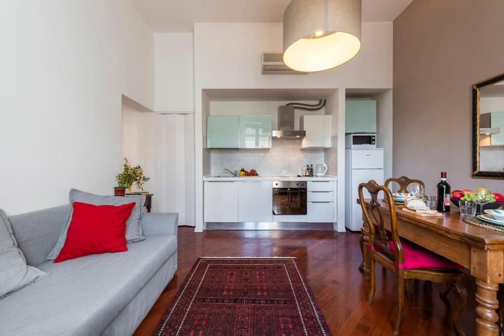 Renovated 19Th Century Apartment Florencia Exterior foto
