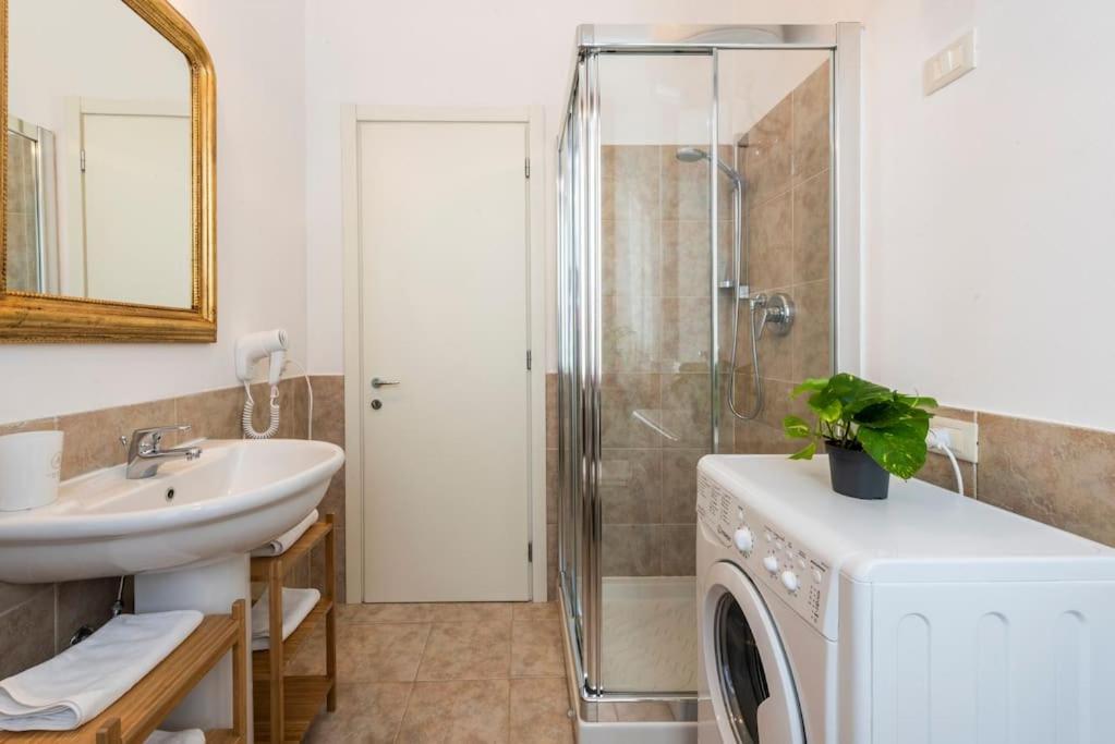 Renovated 19Th Century Apartment Florencia Exterior foto